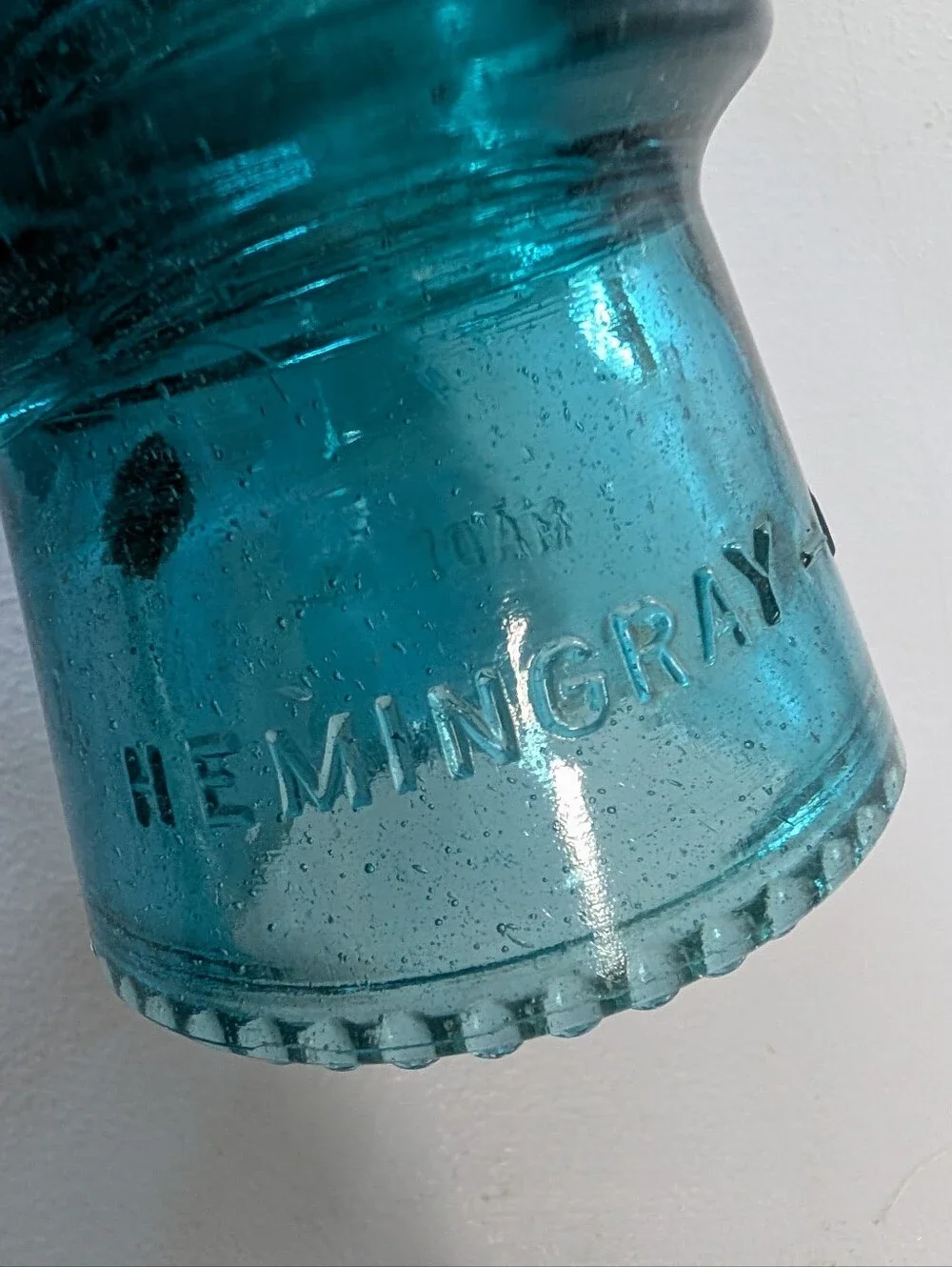 bundle of 6 GLASS INSULATORS vintage antique hemingray